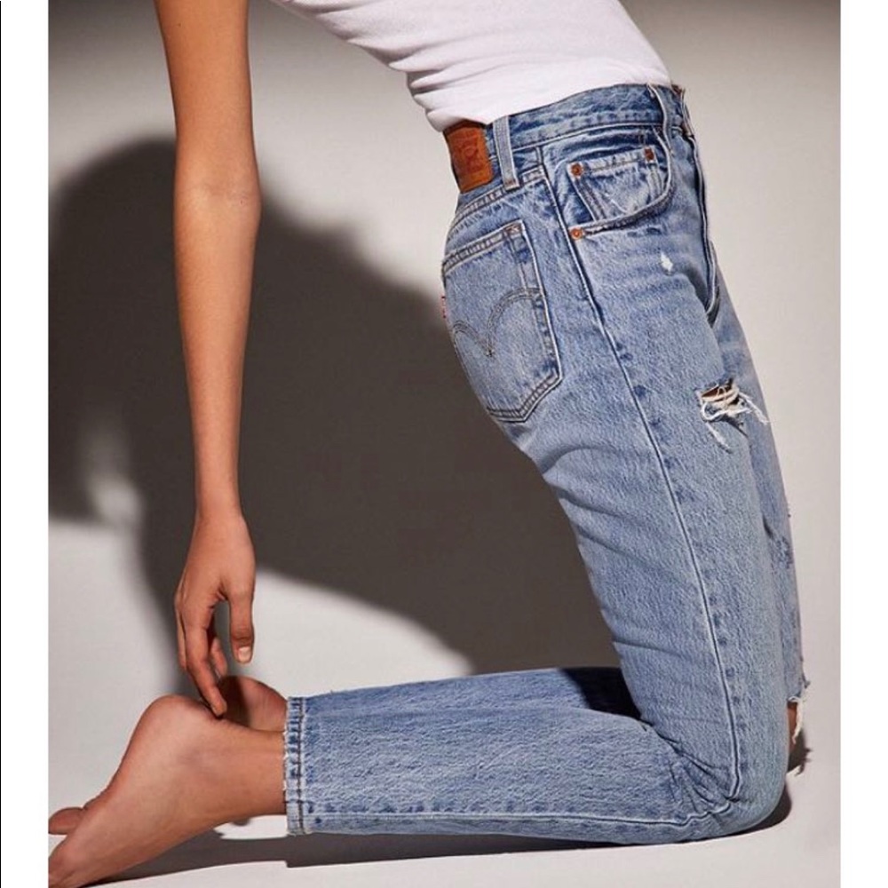 High waisted boyfriend jeans